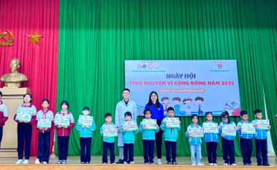 (Lâm Đồng) Nhiều hoạt động ý nghĩa của tuổi trẻ trong Ngày hội Tình nguyện vì cộng đồng